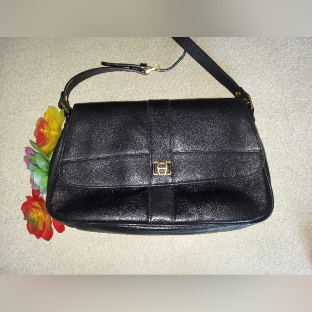 Anne Klein Black Shoulder Bag with Gold Clasp